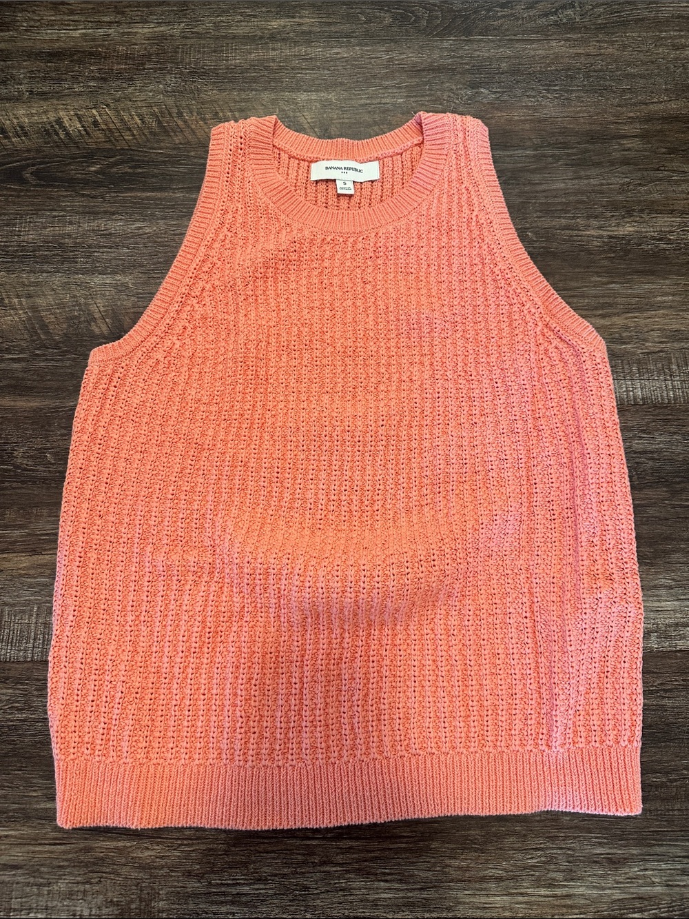 Banana Republic Coral Knit Sleeveless Pullover